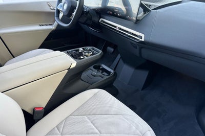 2026 BMW iX xDrive60