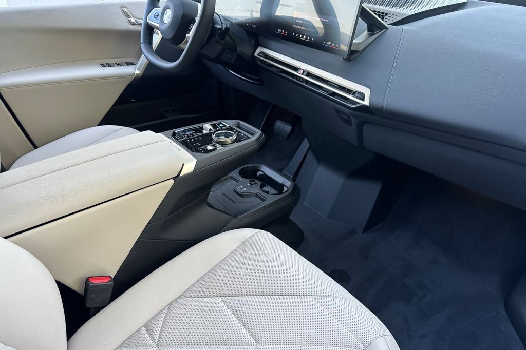 2026 BMW iX xDrive60