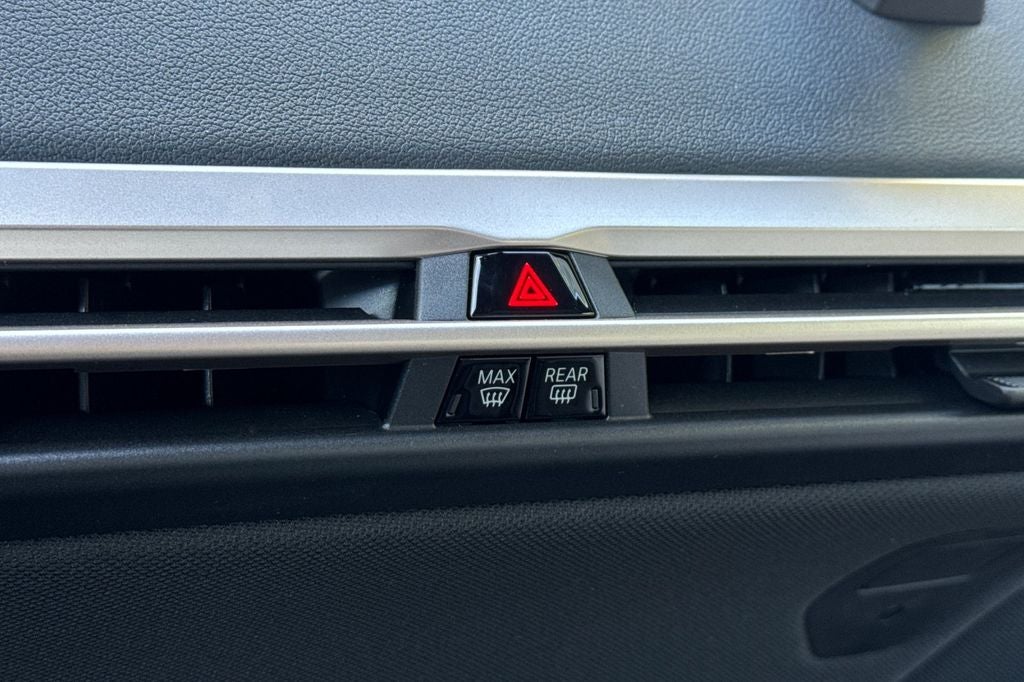 2026 BMW iX xDrive60