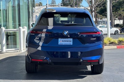 2026 BMW iX xDrive60