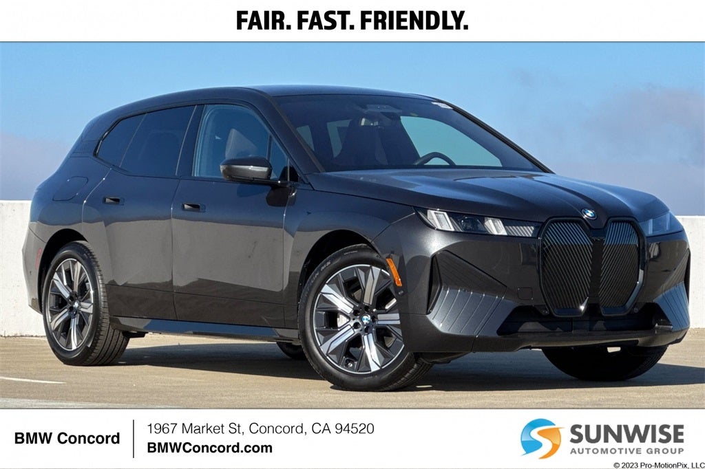 2026 BMW iX xDrive60