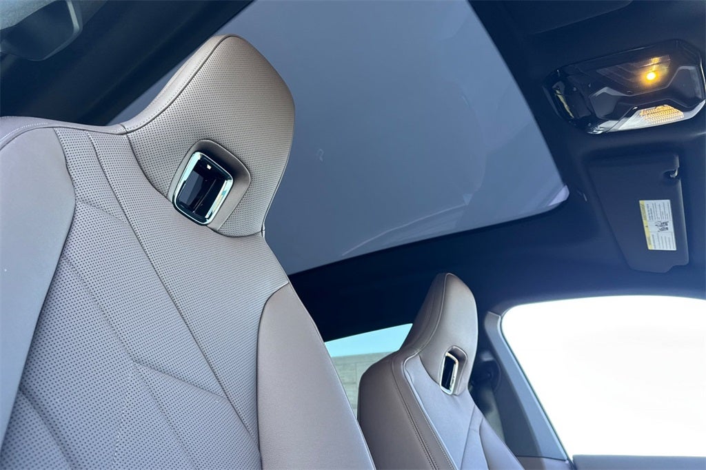 2026 BMW iX xDrive60