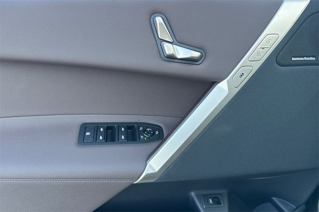 2026 BMW iX xDrive60