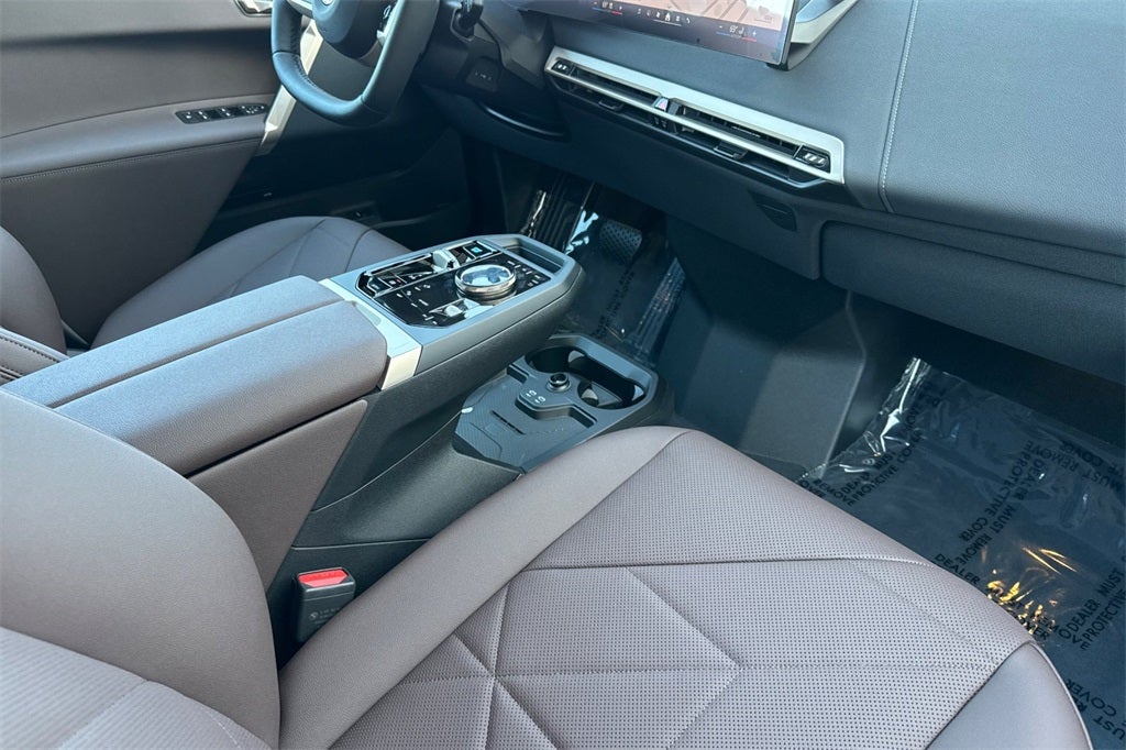 2026 BMW iX xDrive60