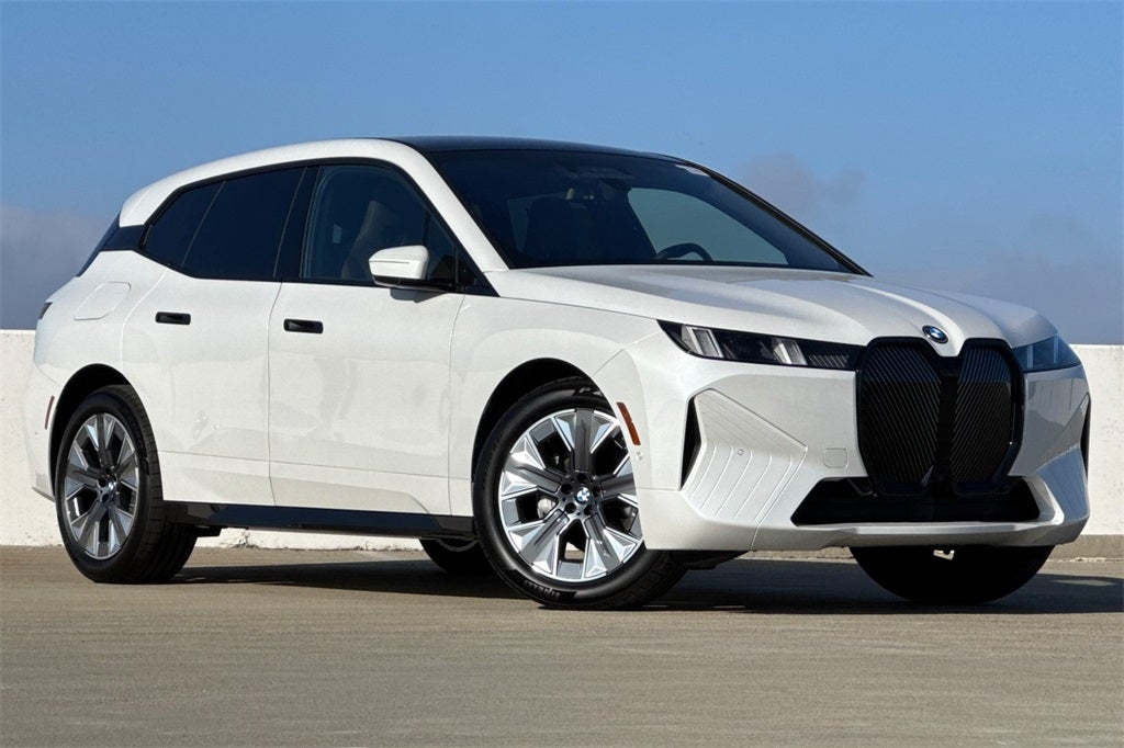 2026 BMW iX xDrive60