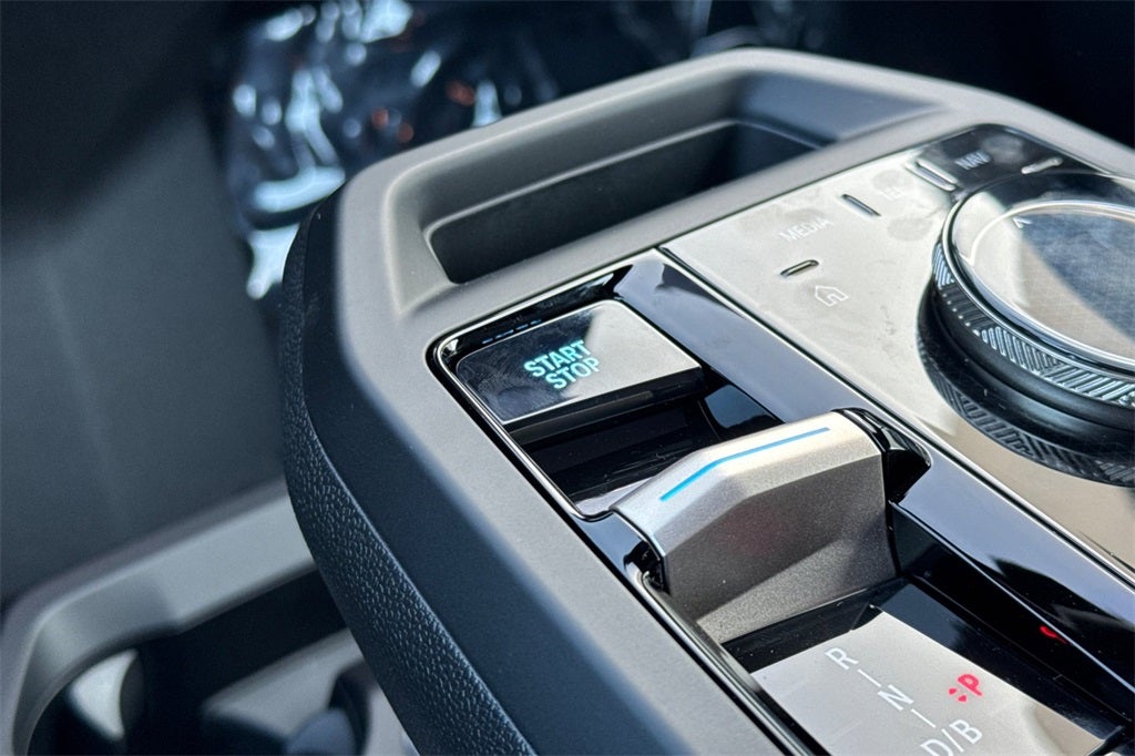 2026 BMW iX xDrive60