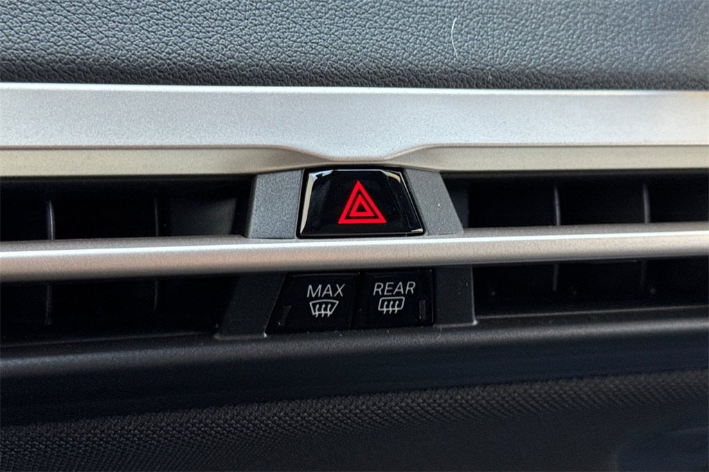 2026 BMW iX xDrive60