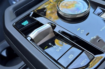 2026 BMW iX xDrive60