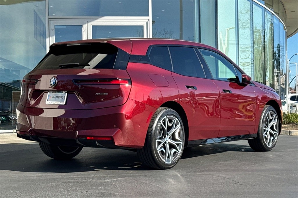 2026 BMW iX xDrive60