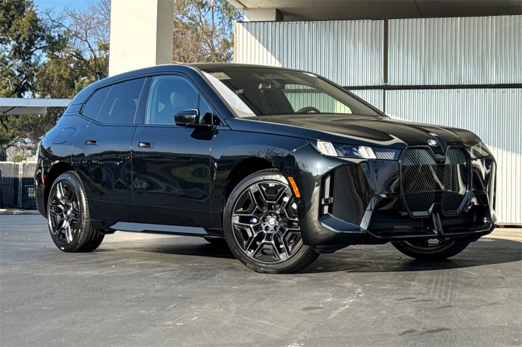 2026 BMW iX xDrive60