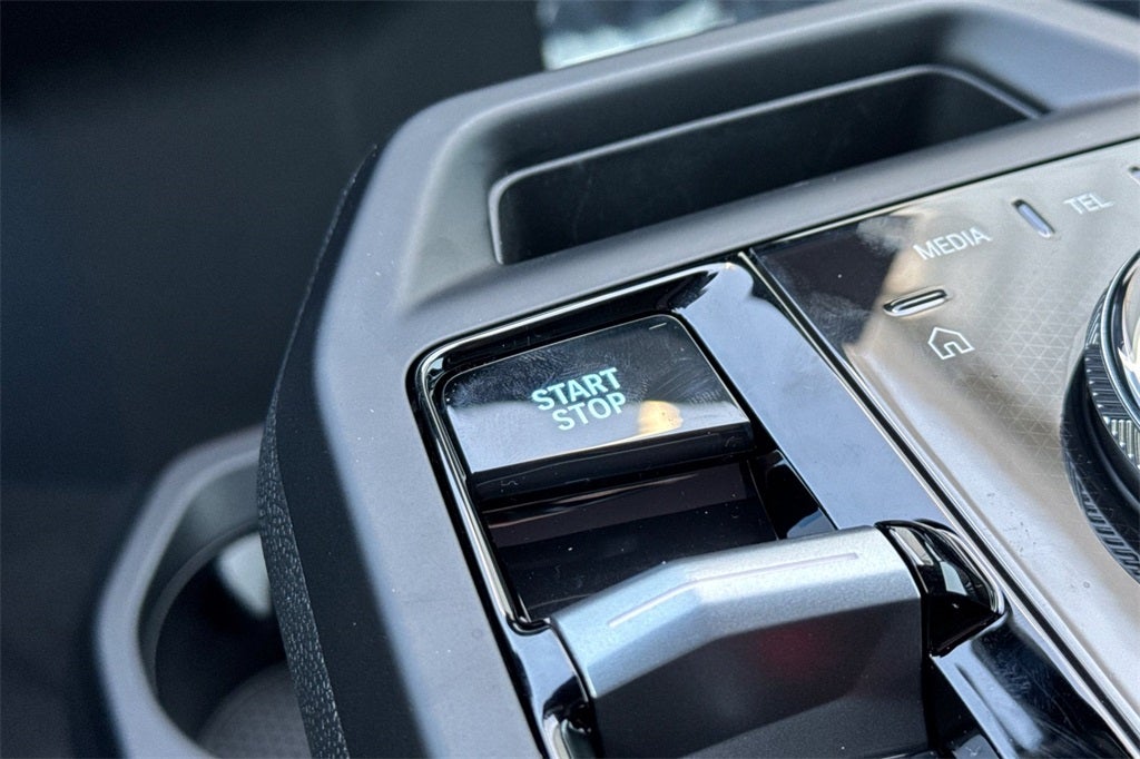 2026 BMW iX xDrive60