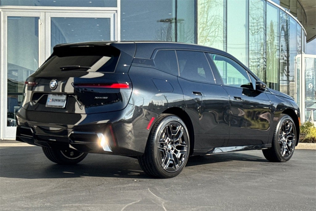 2026 BMW iX xDrive60