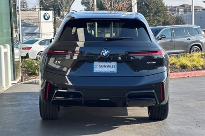 2026 BMW iX xDrive60