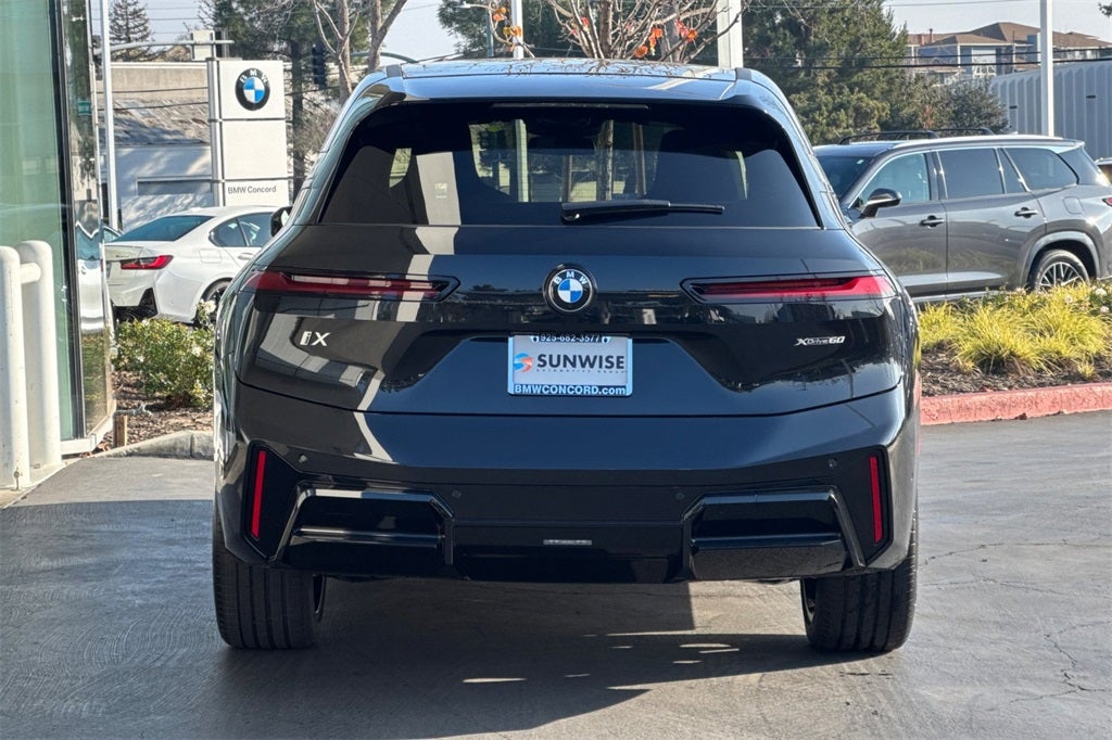 2026 BMW iX xDrive60
