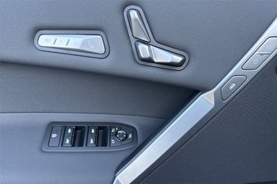 2026 BMW iX xDrive60