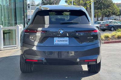 2026 BMW iX xDrive60
