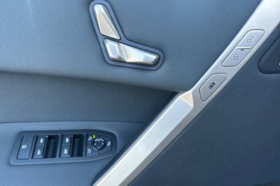2026 BMW iX xDrive60