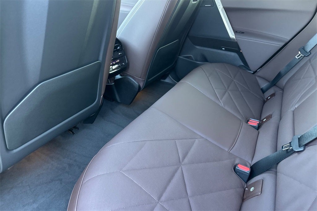 2026 BMW iX xDrive60