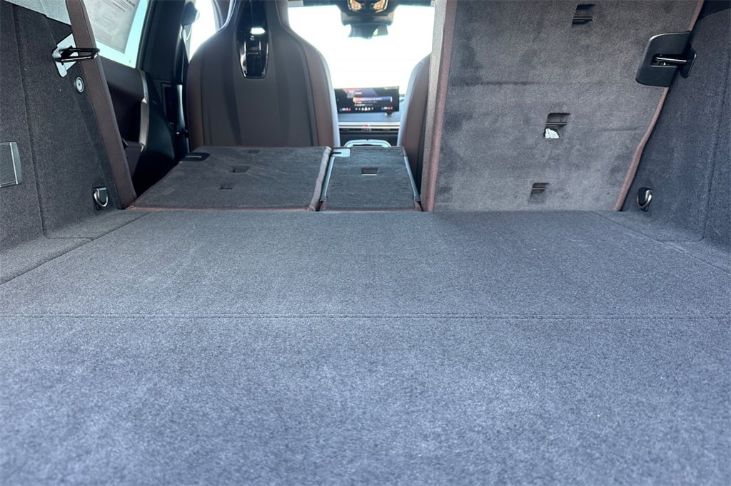 2026 BMW iX xDrive60