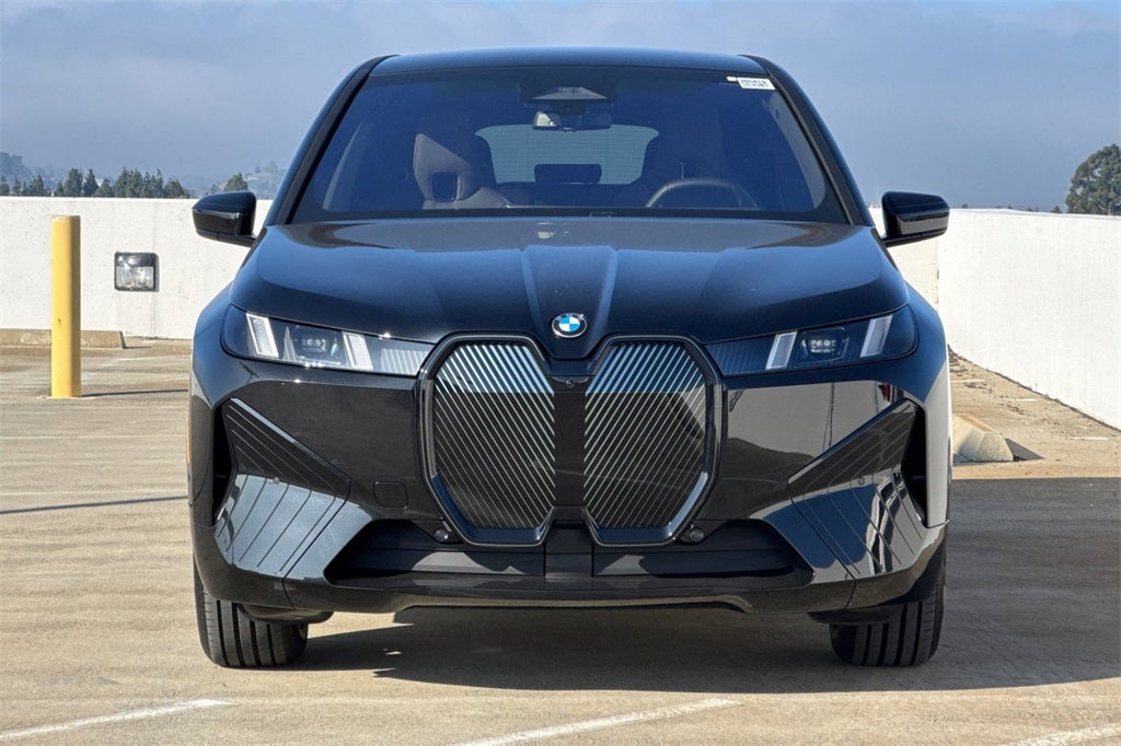 2026 BMW iX xDrive60