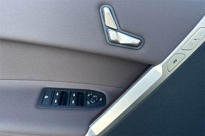 2026 BMW iX xDrive60