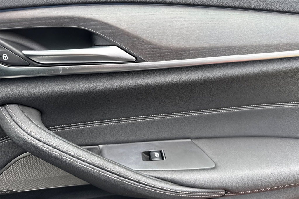 2023 BMW 5 Series 530e iPerformance