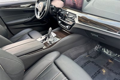 2022 BMW 5 Series 530e iPerformance