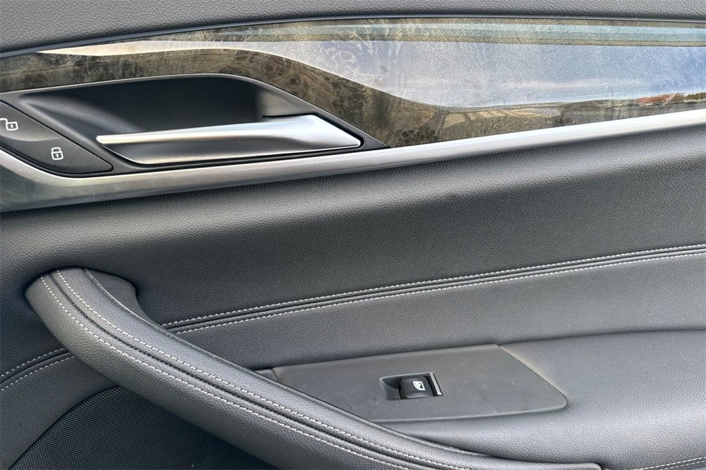 2023 BMW 5 Series 530e iPerformance