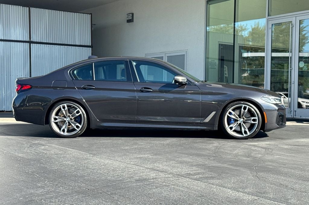 2023 BMW 5 Series M550i xDrive