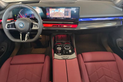 2026 BMW 5 Series 550e xDrive