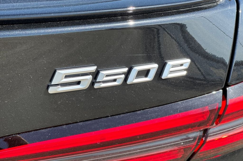 2026 BMW 5 Series 550e xDrive