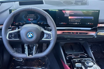 2025 BMW 5 Series 550e xDrive