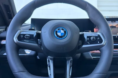 2025 BMW 5 Series 550e xDrive
