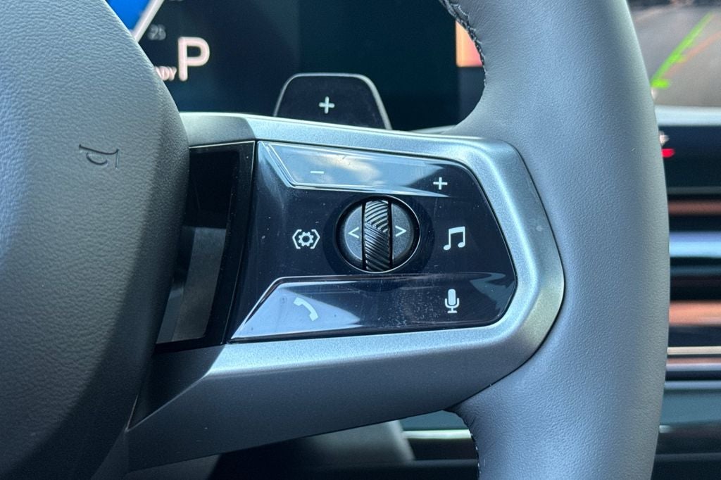 2025 BMW 5 Series 550e xDrive