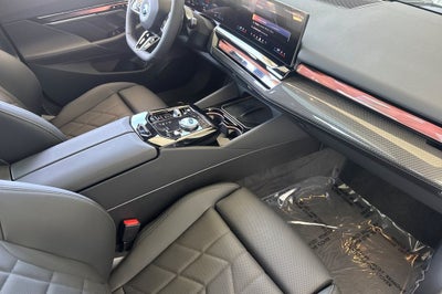 2026 BMW 5 Series 550e xDrive