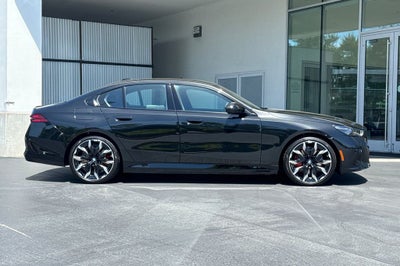 2026 BMW 5 Series 550e xDrive