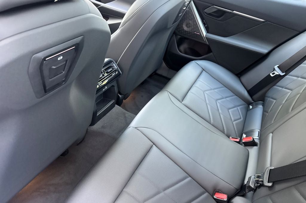 2026 BMW 5 Series 550e xDrive