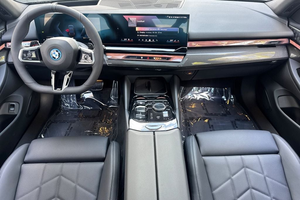 2026 BMW 5 Series 550e xDrive