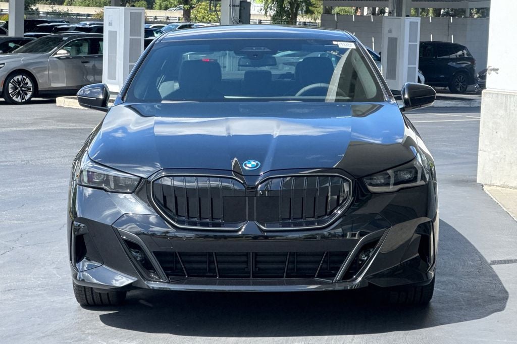 2026 BMW 5 Series 550e xDrive