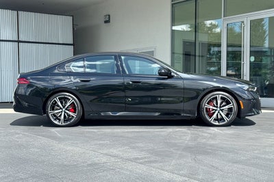 2026 BMW 5 Series 550e xDrive