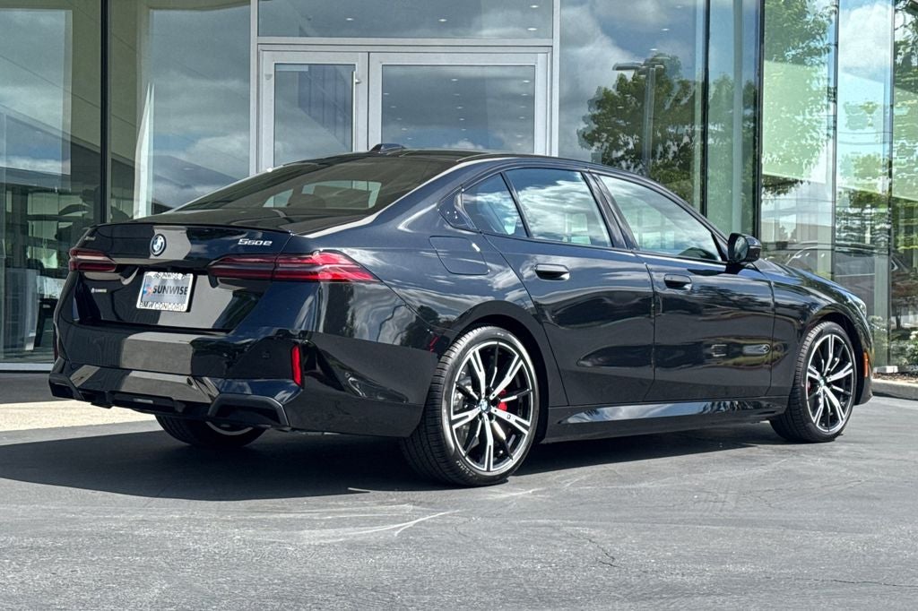 2026 BMW 5 Series 550e xDrive