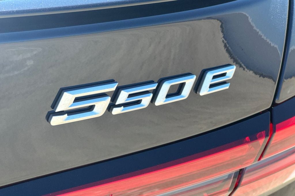 2027 BMW 5 Series 550e xDrive
