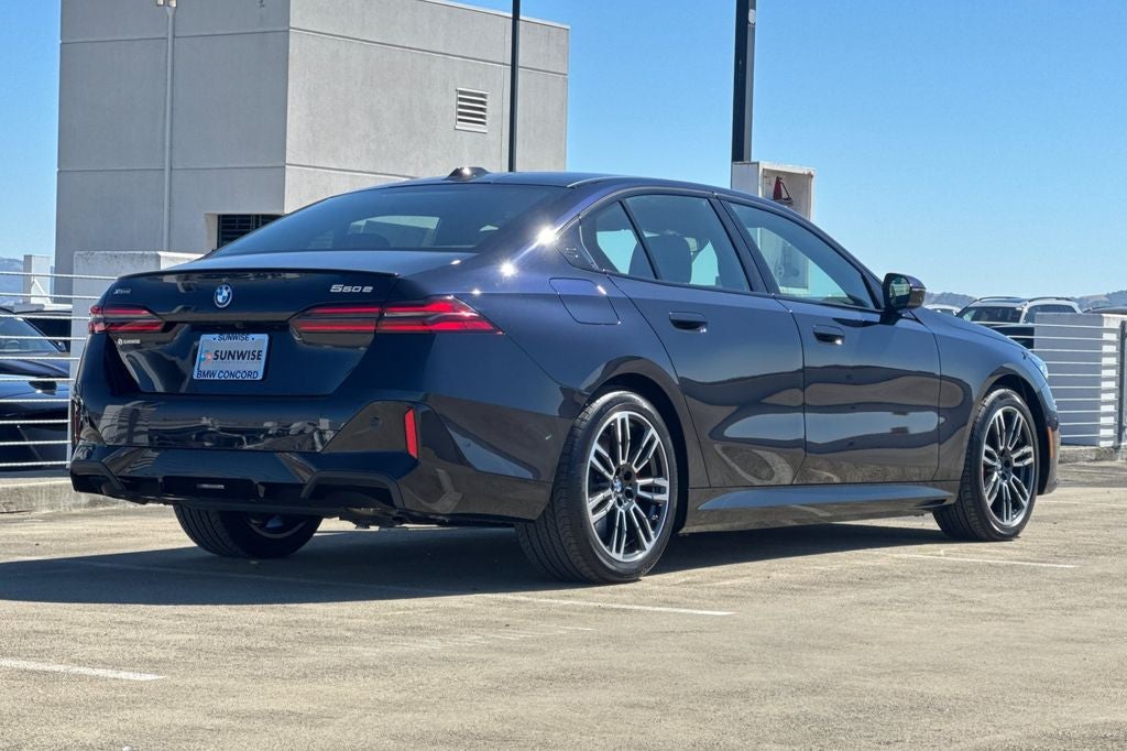 2027 BMW 5 Series 550e xDrive