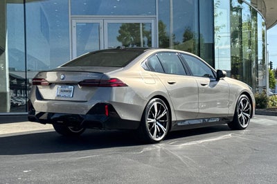 2026 BMW 5 Series 550e xDrive