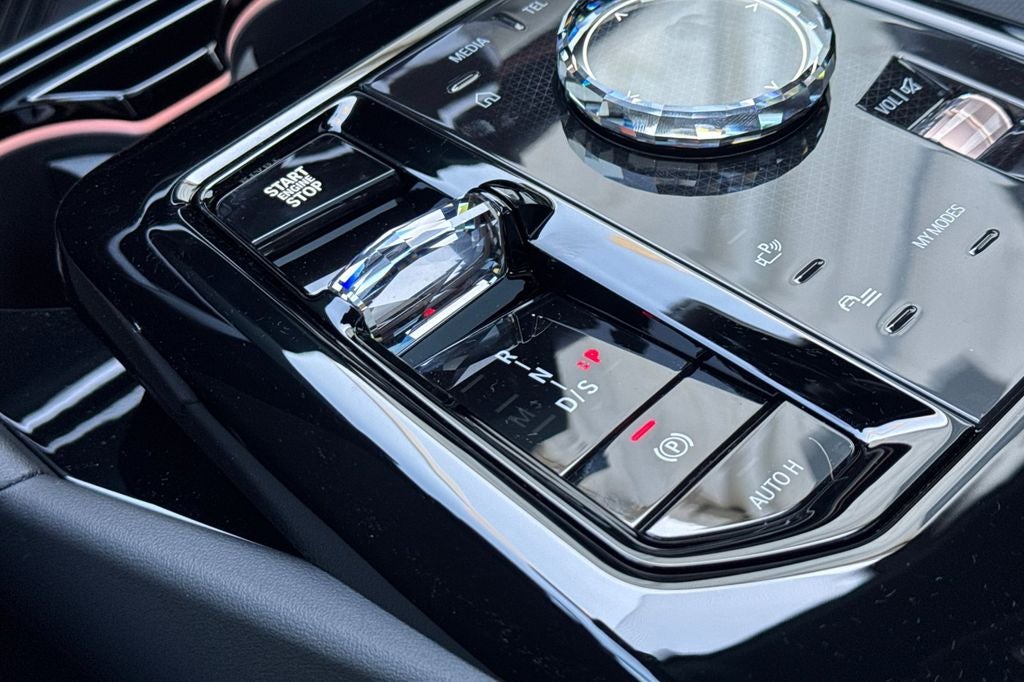 2027 BMW 5 Series 550e xdr