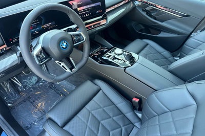 2027 BMW 5 Series 550e xdr