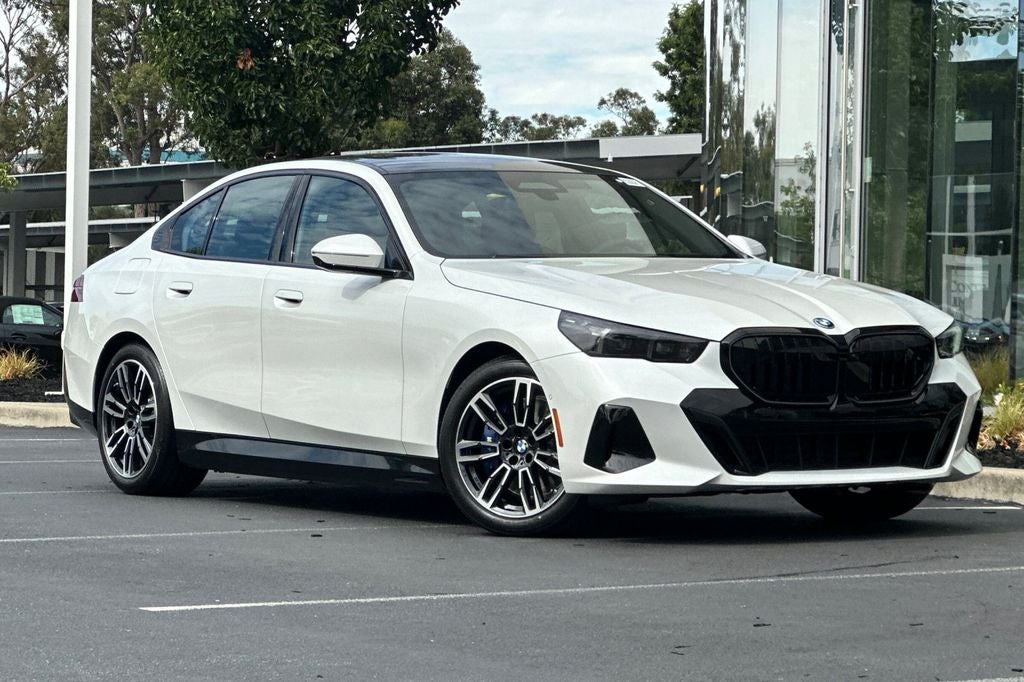 2027 BMW 5 Series 550e xDrive