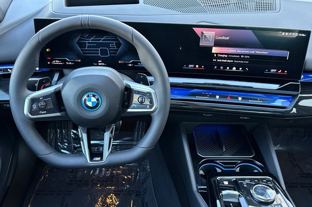 2026 BMW 5 Series 550e xDrive