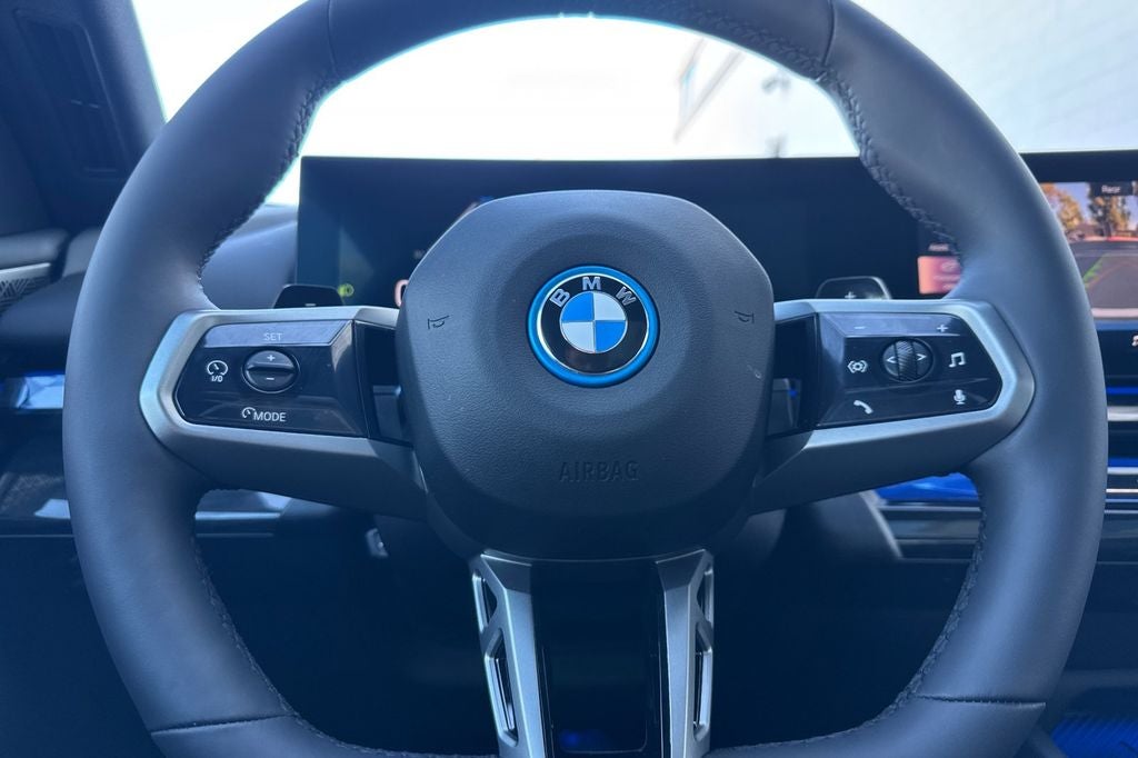 2026 BMW 5 Series 550e xDrive