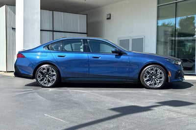 2026 BMW 5 Series 550e xDrive
